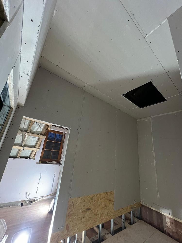 Cloison en placo avec trappe de visite